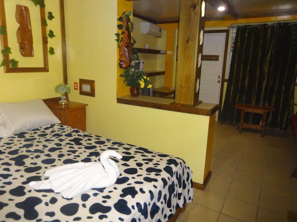 Cocopele Inn San Ignacio Exteriör bild